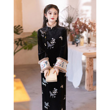 黑色旗袍冬季加绒加厚丝绒刺绣冬装女新中式国风复古连衣裙日常