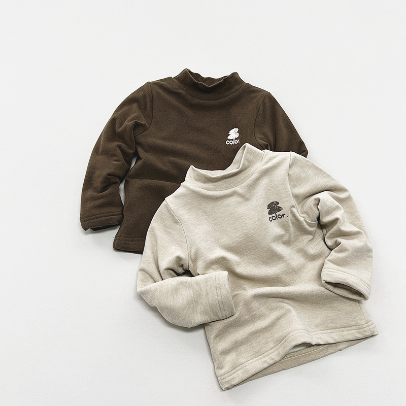 Camisa de fondo con forro polar para niñas simple para todo el Partido 2024 Invierno nuevos niños calientes Top niños estilo coreano ropa para niños moda