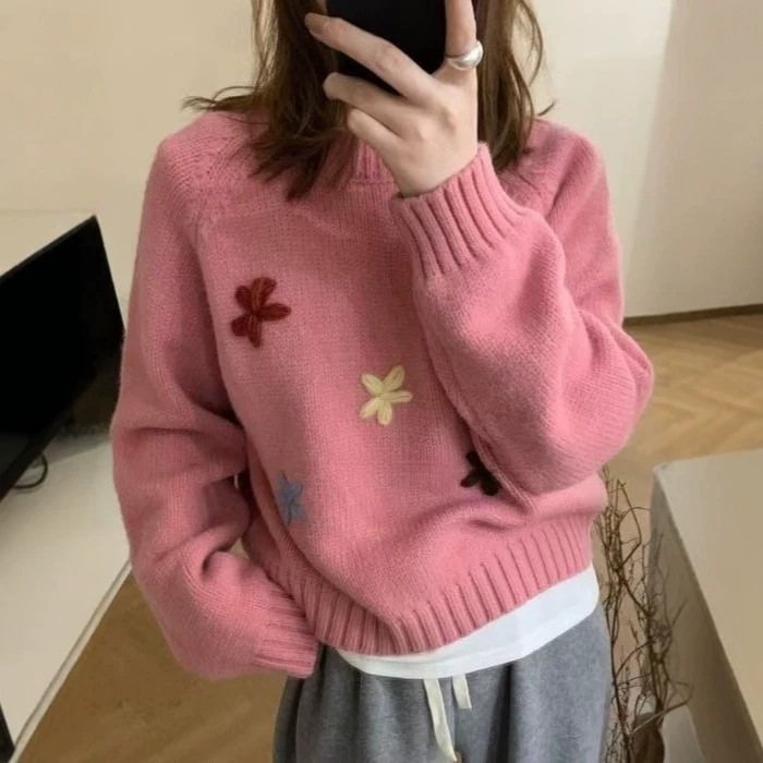 Women's sweater, new autumn and winter style, loose pullover knitwear, cross-border Korean style, casual round neck, handmade three-dimensional floral embroidery
