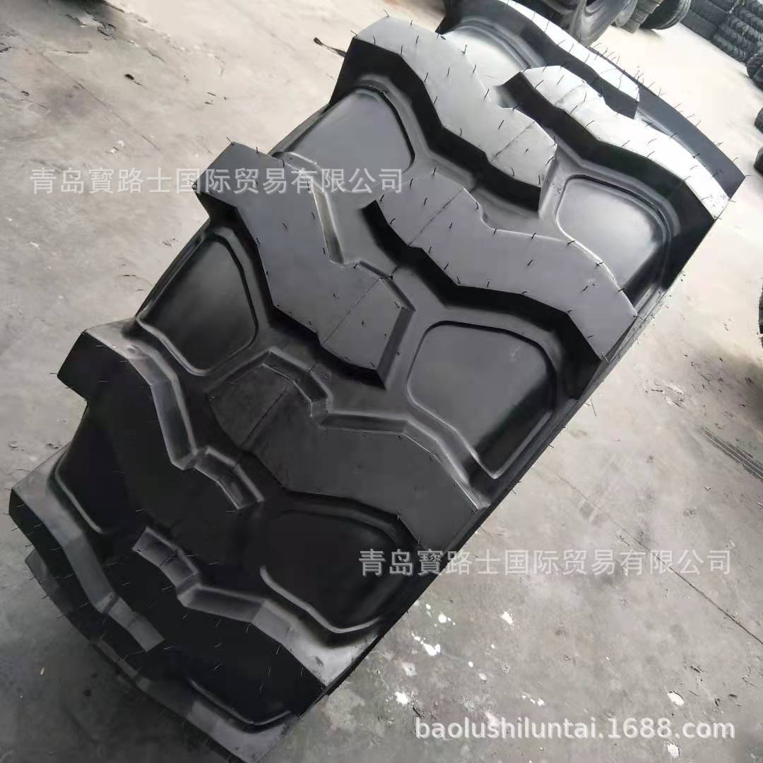青储机轮胎 500/70R24     子午线人字花纹  加宽