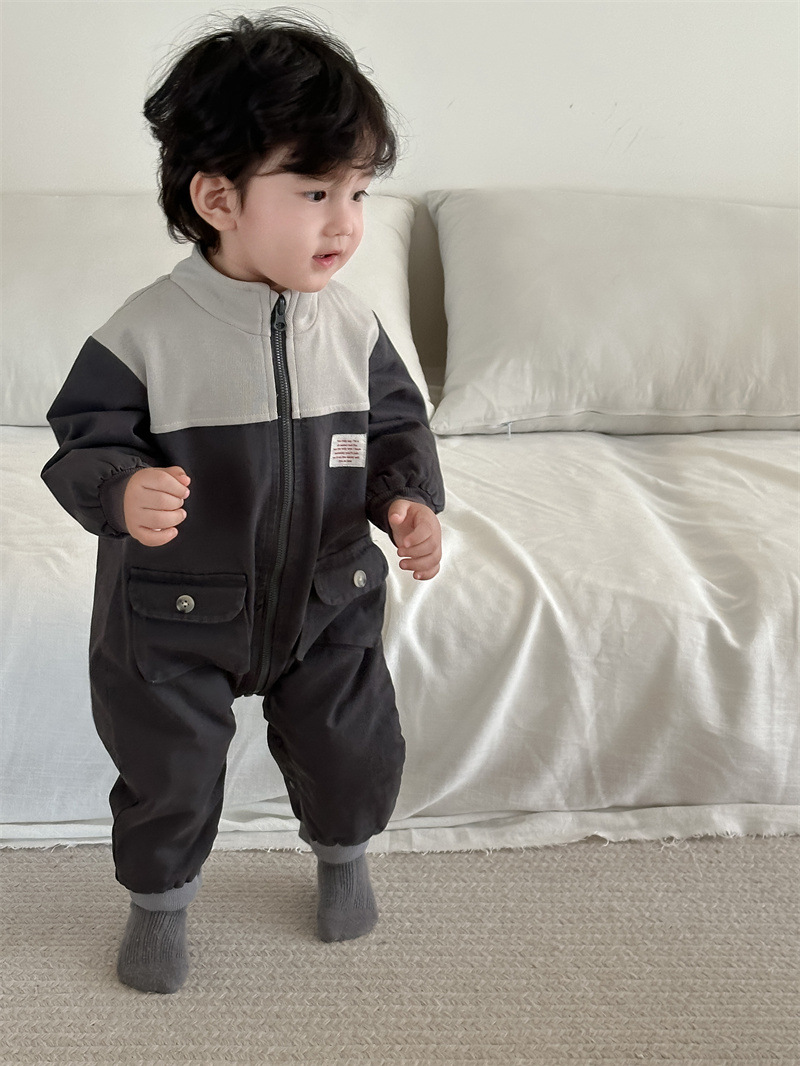 Baby outwear otoño 2024 ropa de otoño nuevo producto de ropa infantil coreana color combinado bata bata
