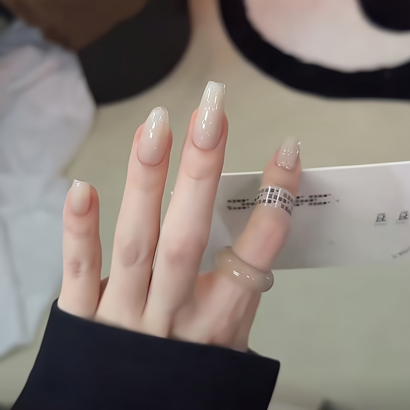 【Ling Luo Original】Gentle Nude Shimmer Gradient Milky White Cat Eye Whitening Elegant Handmade Wearable Nail Art Wholesale