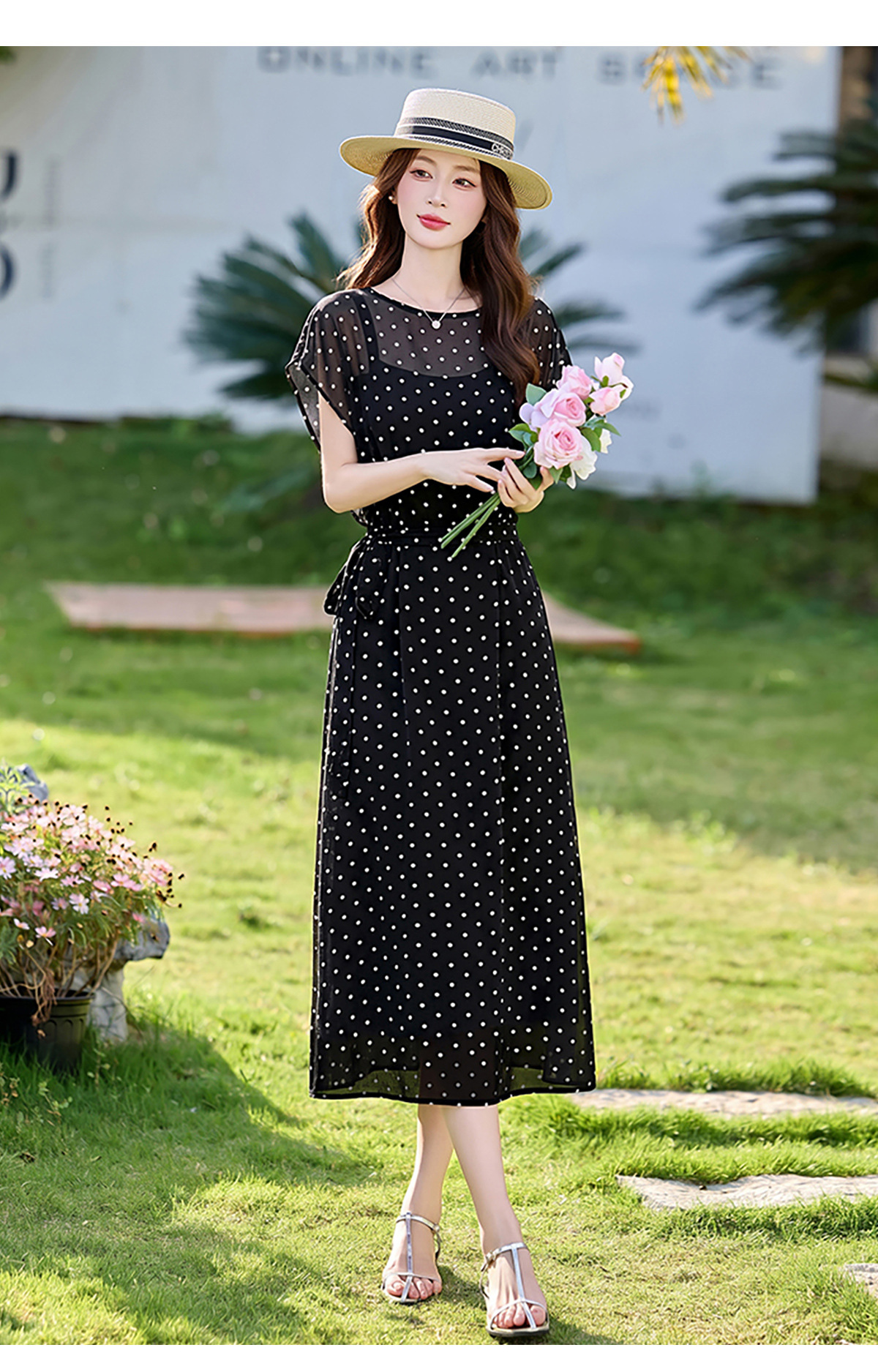 Đầm chữ A eo thắt dây tay ngắn cổ điển dáng midi — màu đen, Điểm sóng chi tiết 24