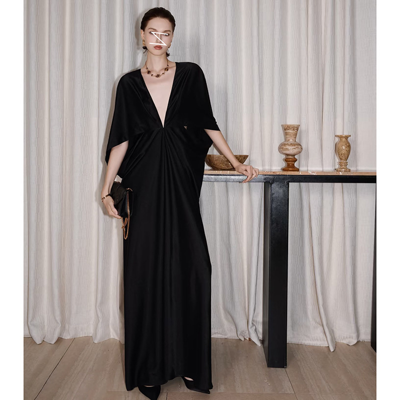 Elegant Satin Right-Angle Shoulder Draped Draped Blouse Skirt Retro Accessible Luxury Deep V Neck Bat Sleeve Dress Long