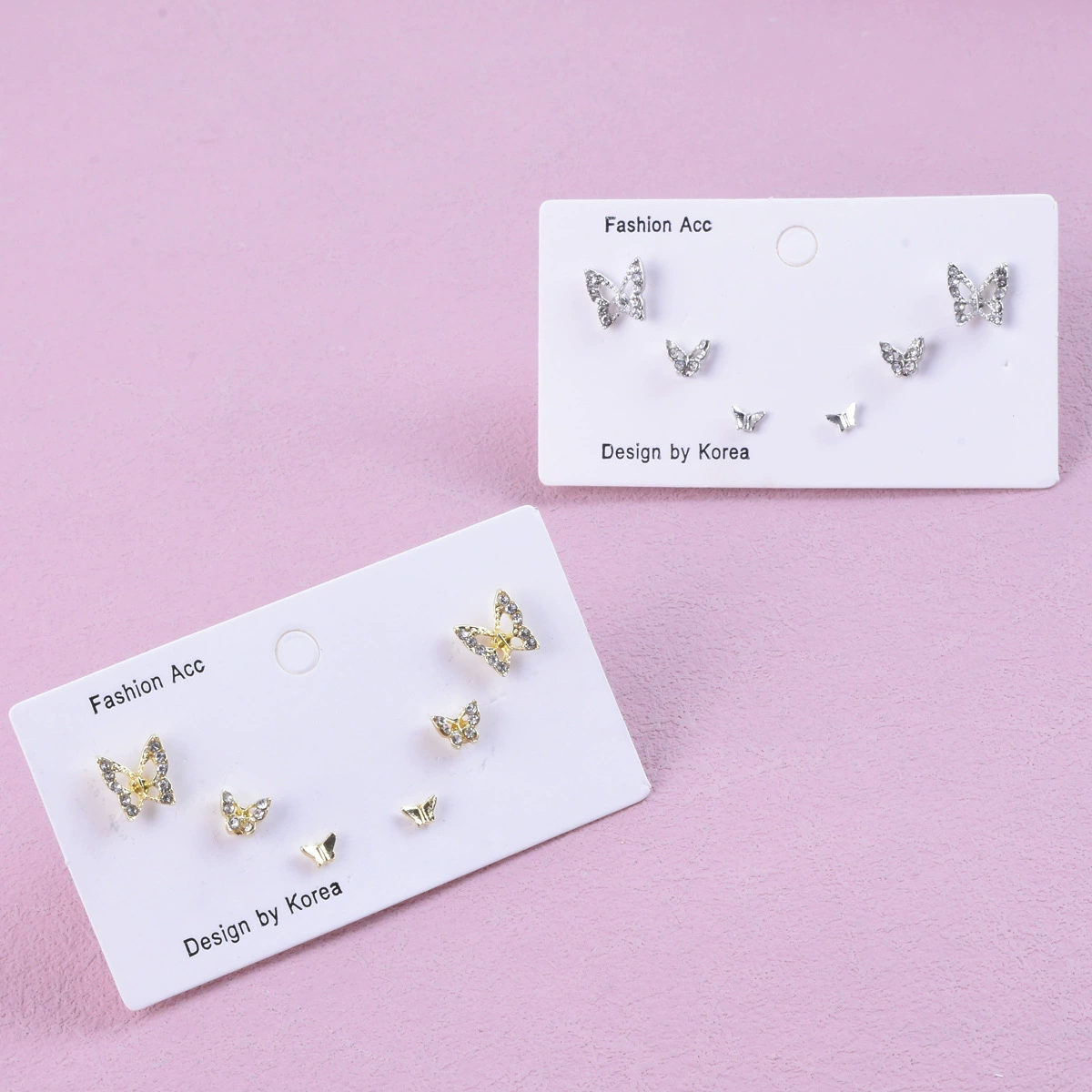 С 작은 design earrings with zircon, city style