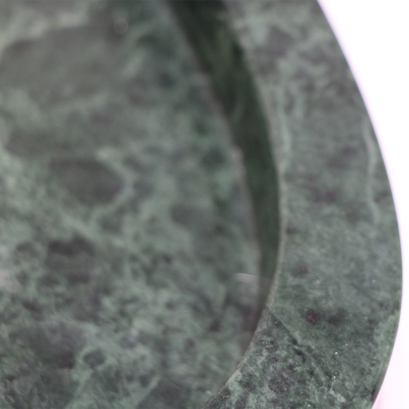 ����ֱ��Բ�δ���ʯ�̻Ҹ���װ�ΰڼ��߼�ʱ�в輸�����̸�