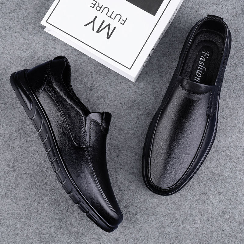 Zapatos de cuero de negocios en vivo, zapatos de cuero genuino para hombres, zapatos de cuero suave transfronterizos de alta calidad, zapatos de mediana edad, zapatos de papá
