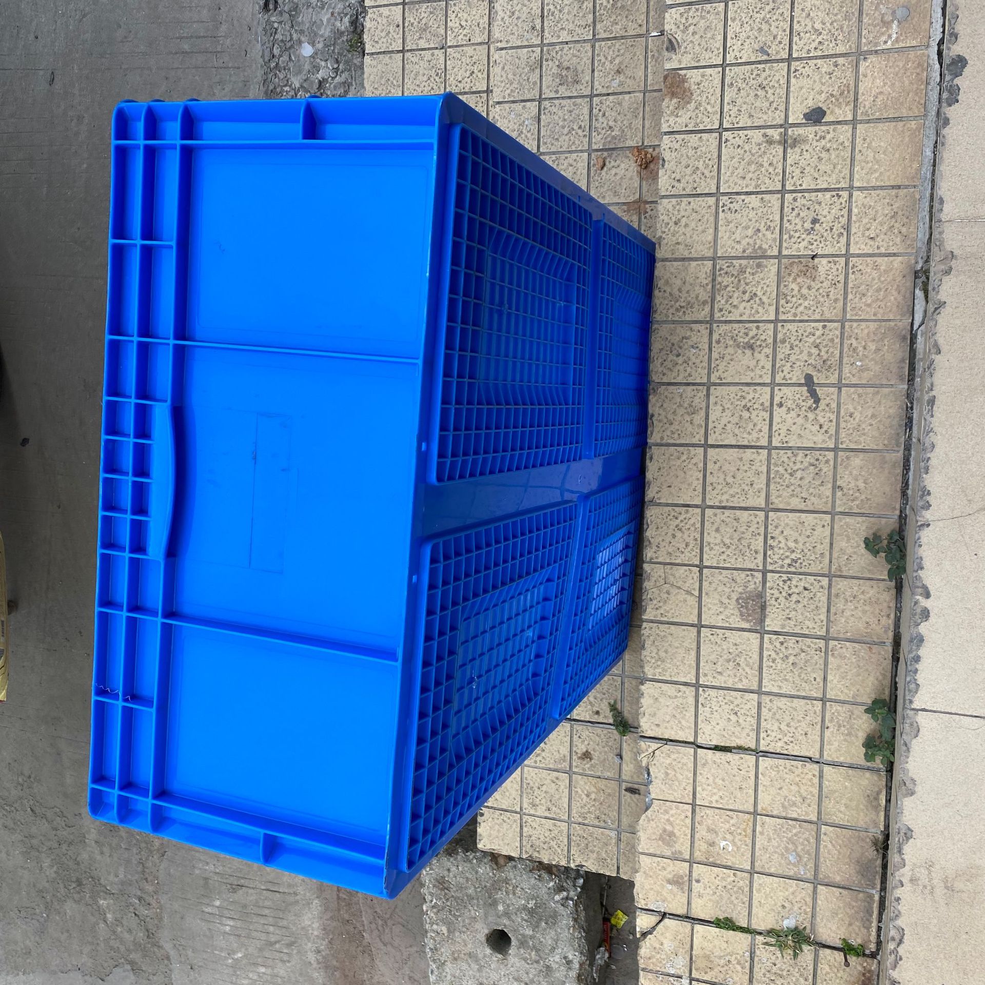 江苏常州eu8628塑胶物流箱 800*600*290嘉兴有把手养殖水产塑料箱