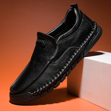 手工缝制牛皮男鞋 新款户外休闲鞋 中老年软皮软底皮鞋男一件代发
