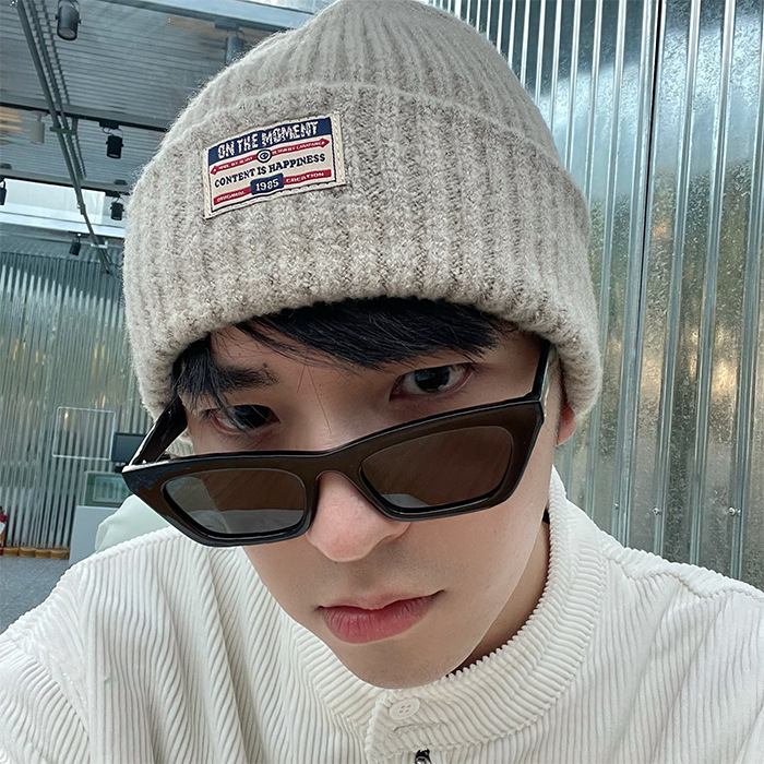 Gorro de malha para homem e mulher com proteção de orelhas_voghion.com