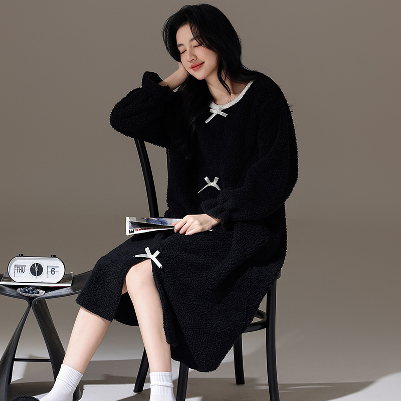 2025 New Austrian Velvet Nightgown Women's Autumn and Winter Velvet Thickened Warm Princess Style Casual Casual Home Clothing 2025 New Austrian Velvet Nightgown Women's Autumn and Winter Velvet Thickened Warm Princess Style Casual Casual Home Clothing