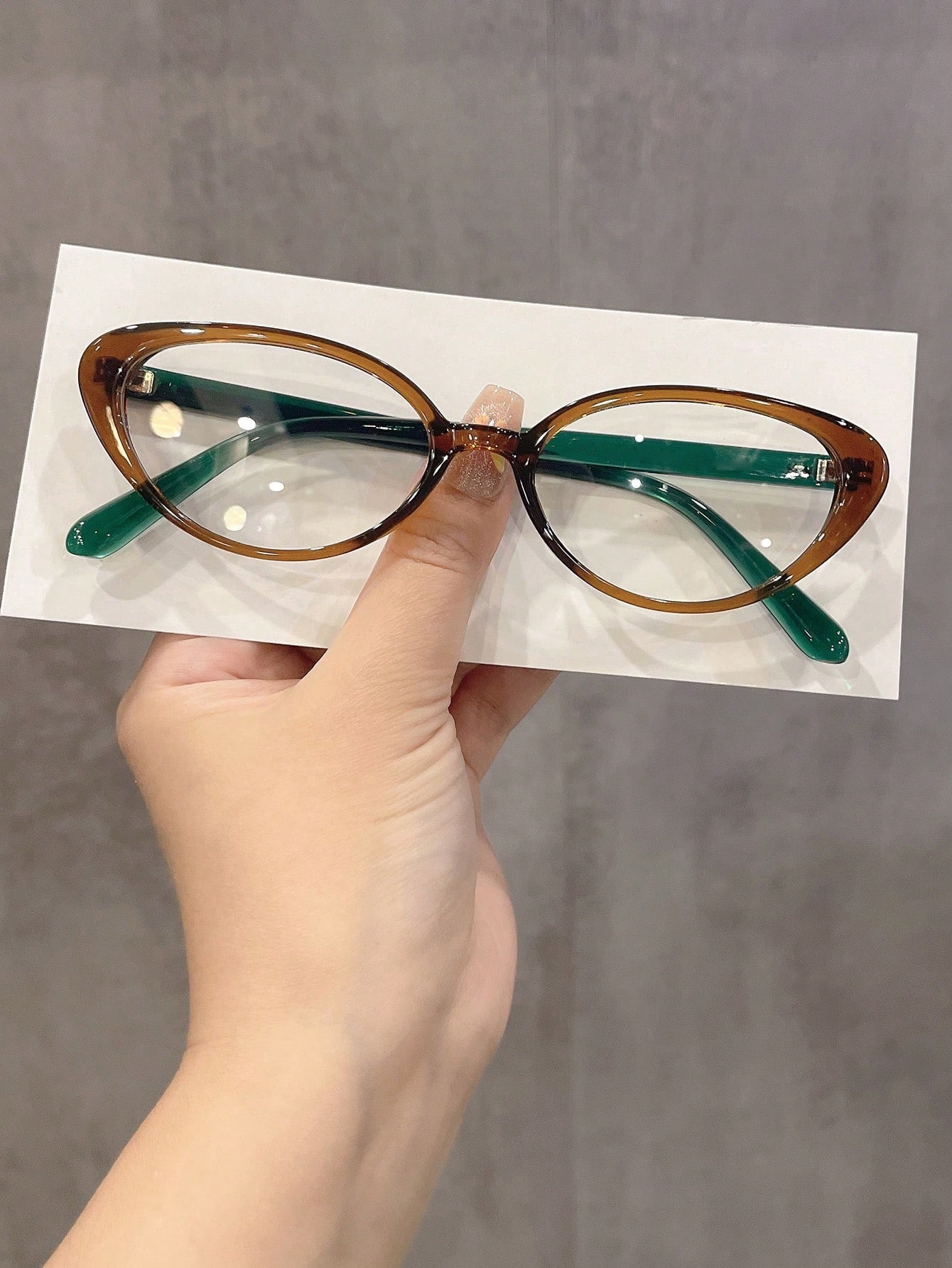 Trendige Blaulichtfilterbrille Für Damen Zur Teintoptimierung_voghion.com
