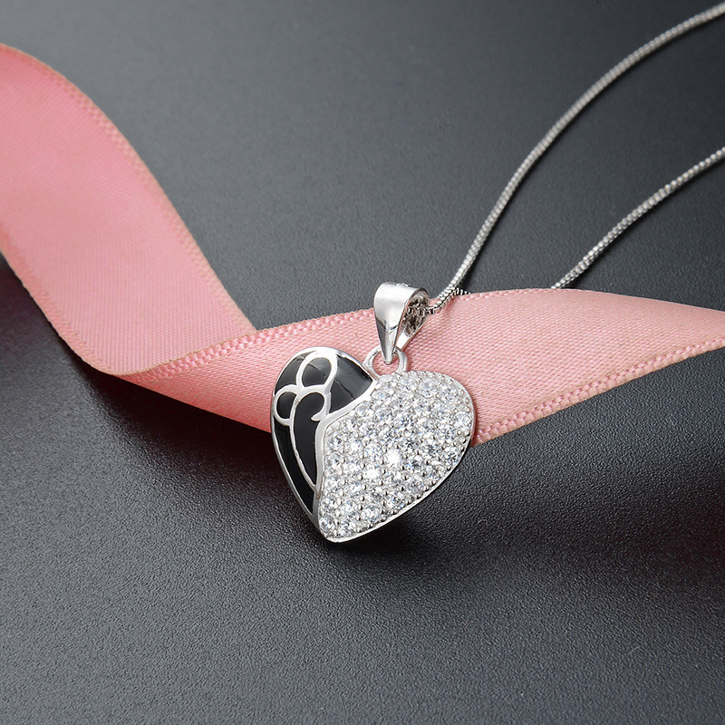 La tendencia europea y americana OL de moda colgante de cadena de clavícula en forma de corazón s925 plata esterlina con diamantes de goteo de aceite colgante de amor romántico