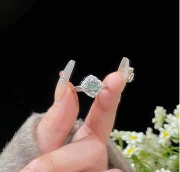 軽くて豪華でハイエンドのジルコンフルダイヤモンドリング、レトロな気質、絶妙でエレガントな人差し指オープンリング、スーパーフラッシュスタッキングリング|undefined