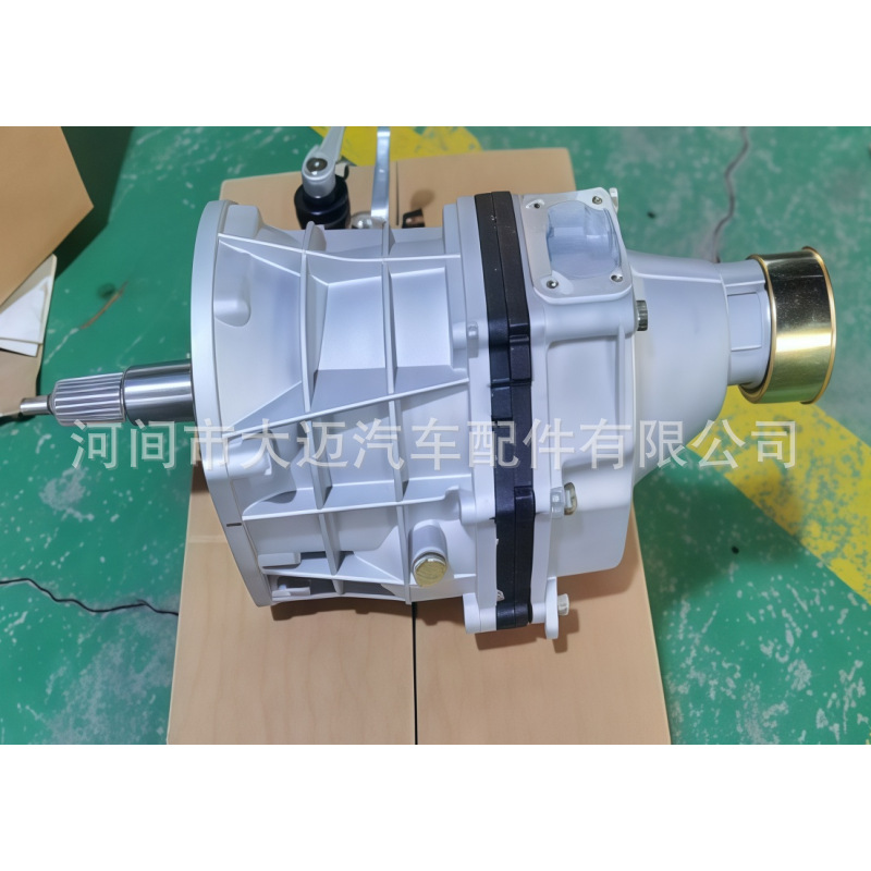 Gearbox 33030-0L010 33030-26691 Is Suitable for Toyota Hiace Hilux 3L 4Y 1Rz