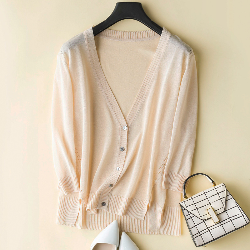 Spring and Summer New Large Size Knitted Cardigan Top Short Ice Silk Clothing Women's Thin Sun Protection Jacket Loose Air-Conditioning Shirt Spring and Summer New Large Size Knitted Cardigan Top Short Ice Silk Clothing Women's Thin Sun Protection Jacket Loose Air-Conditioning Shirt