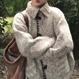 韩系复古翻领纽扣针织开衫秋冬穿搭慵懒宽松百搭感毛衣外套女