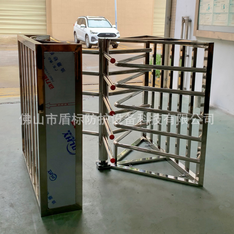 球场单向通行旋转门厂家不锈钢栅栏杆导向转闸机半高手推进入门闸