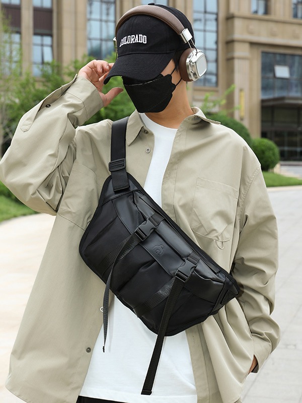 Bolso de pecho japonés de moda para hombres simple de gran capacidad de hombro, bolso de cintura de mujer, nicho de pareja, bolso portátil