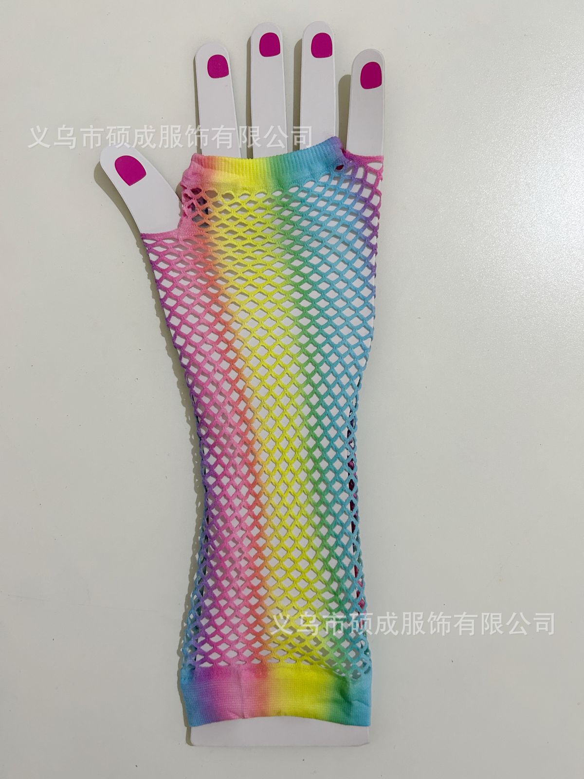 다채로운 중간 길이의 그물