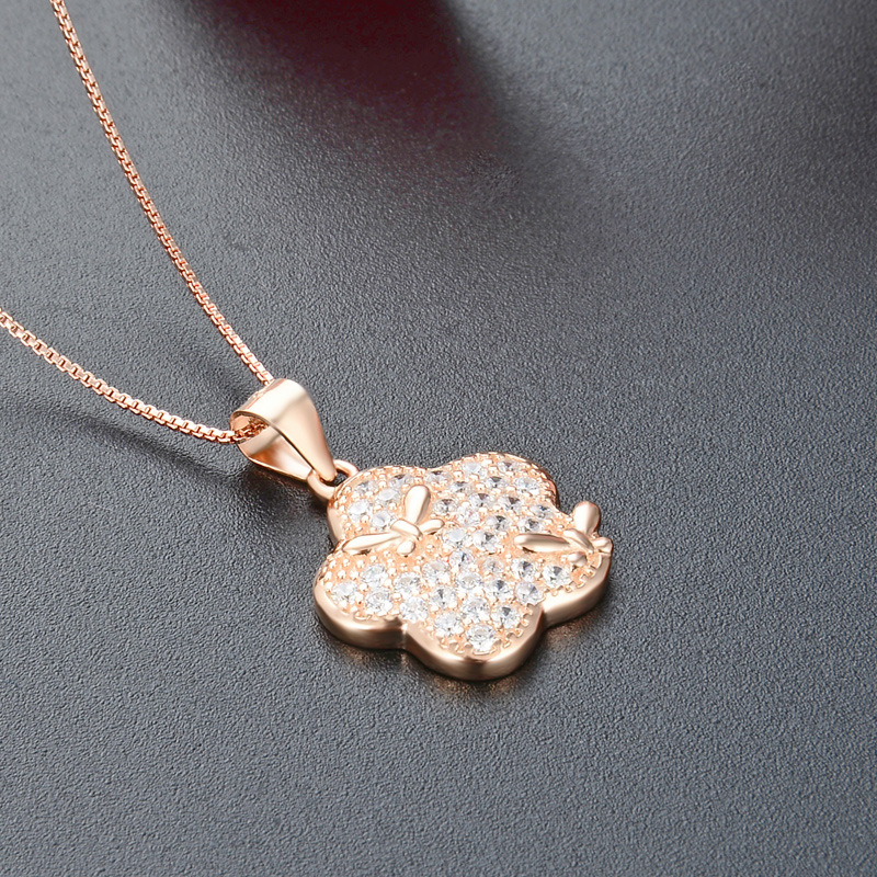 925 plata esterlina collar de flores de mariposa de zircon para mujeres lujo ligero universal nicho estilo colgante de alta sensación colgante