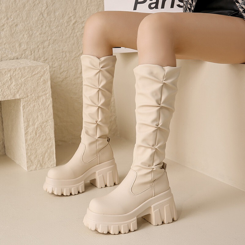 Cream-colored slim-fit women's boots, 2026 autumn/winter new collection, fleece-lined for warmth, thick-soled, high-heeled, chunky-heeled, and high-tube design