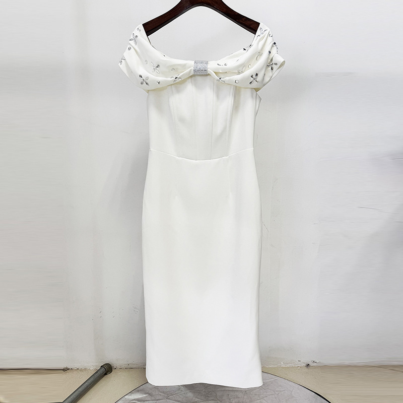 High Street Fashion 2026 High-End Designer Socialite Off-Shoulder Beaded and Diamond-Embellished Mid-Length Dress Cocktail Gown High Street Fashion 2026 High-End Designer Socialite Off-Shoulder Beaded and Diamond-Embellished Mid-Length Dress Cocktail Gown