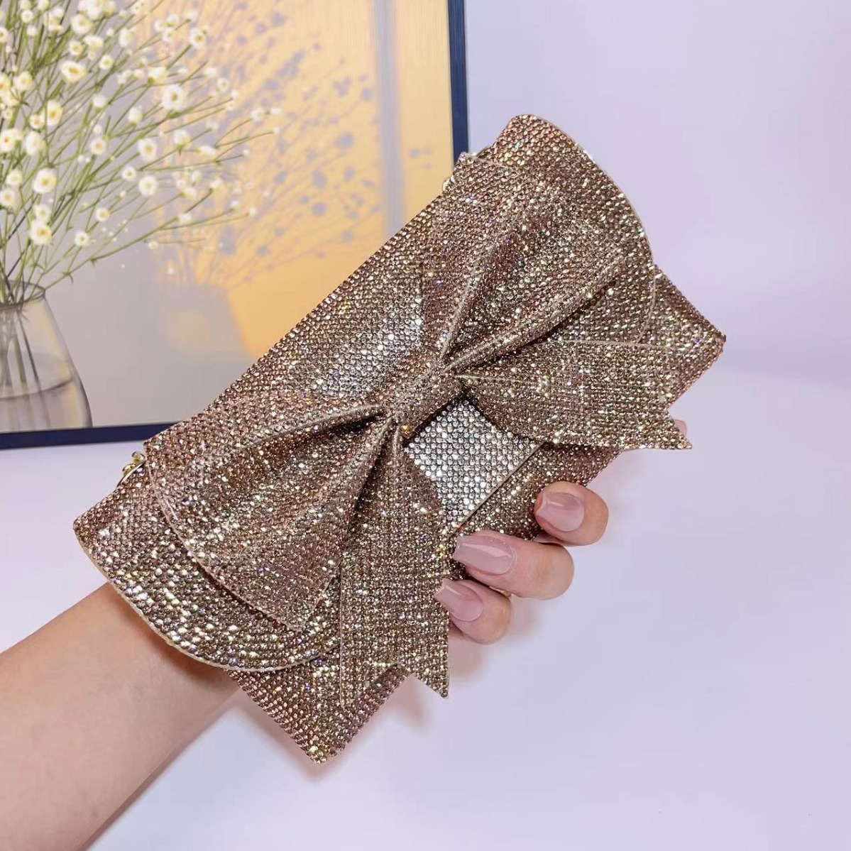 New cross-border rhinestone evening bag high-class bow shiny evening bag European and American women factory direct supply