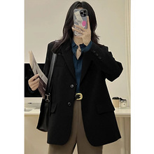��ɫ���b����Ů���＾���¿��nϵС���ӌ������e���|����