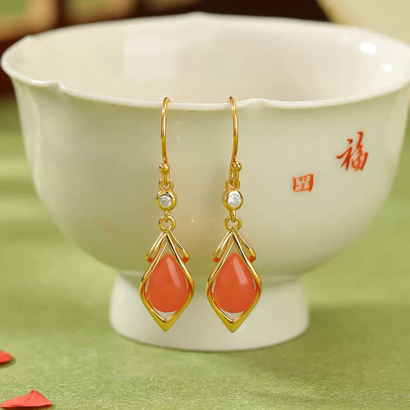 悦宝珠宝S925纯银镀金水红南红复古轻奢水滴玉兰花耳坠气质银耳钩
