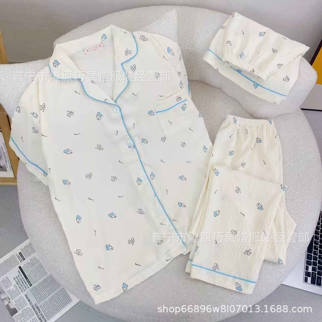 Hermosos pijamas de tela de rabu mujeres primavera y otoño verano nubes de algodón dulce mangas cortas pantalones cortos de tres piezas ropa para el hogar