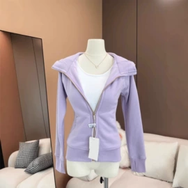 女式卫衣;女式空调衫;连衣裙