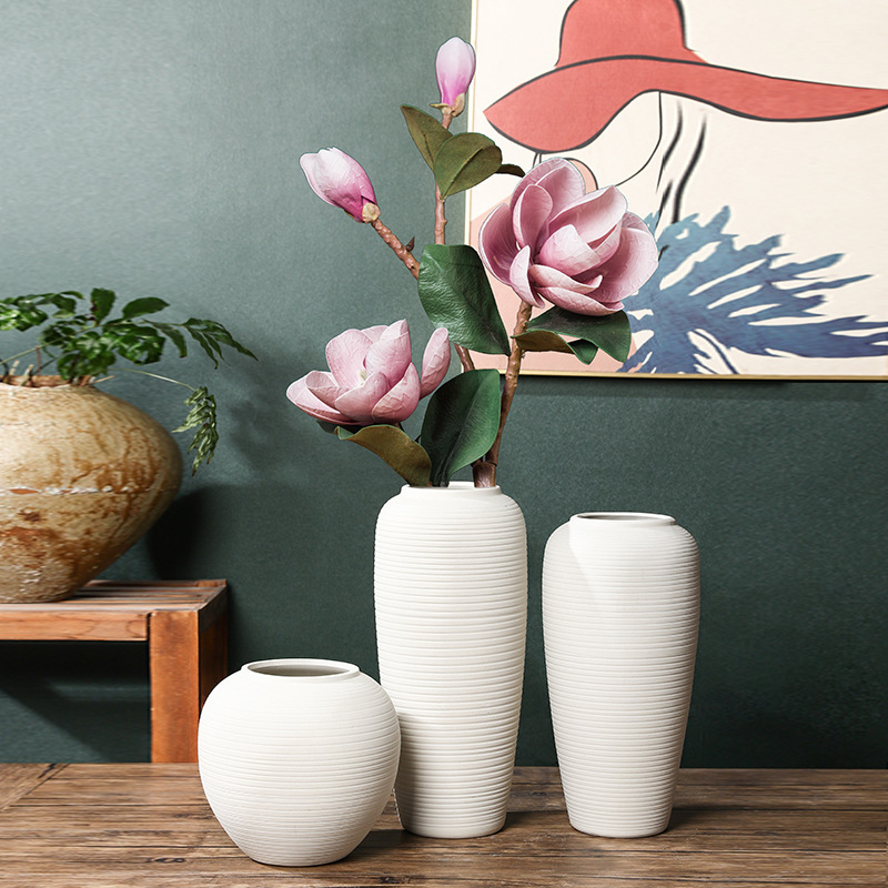 Jingdezhen cerámica hermosa vasija decoración para el hogar adornos de escritorio blanco de alto nivel sensor de flores estudio gabinete de televisión