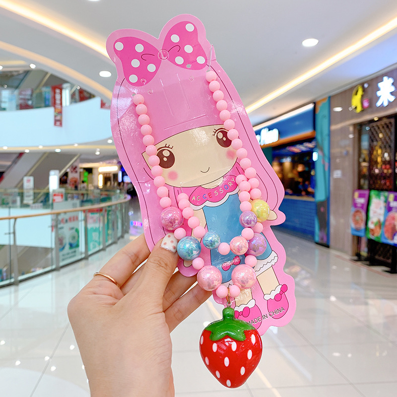 36 # 딸기 빛나는