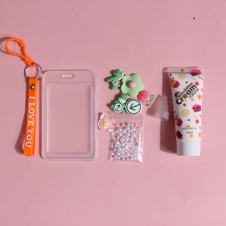 Realistic cream card holder