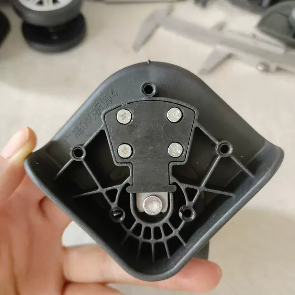 Detachable Trolley Suitcase Wheels Travel Luggage Accessories Universal Wheels Leather Suitcase Password Luggage Wheels Casters