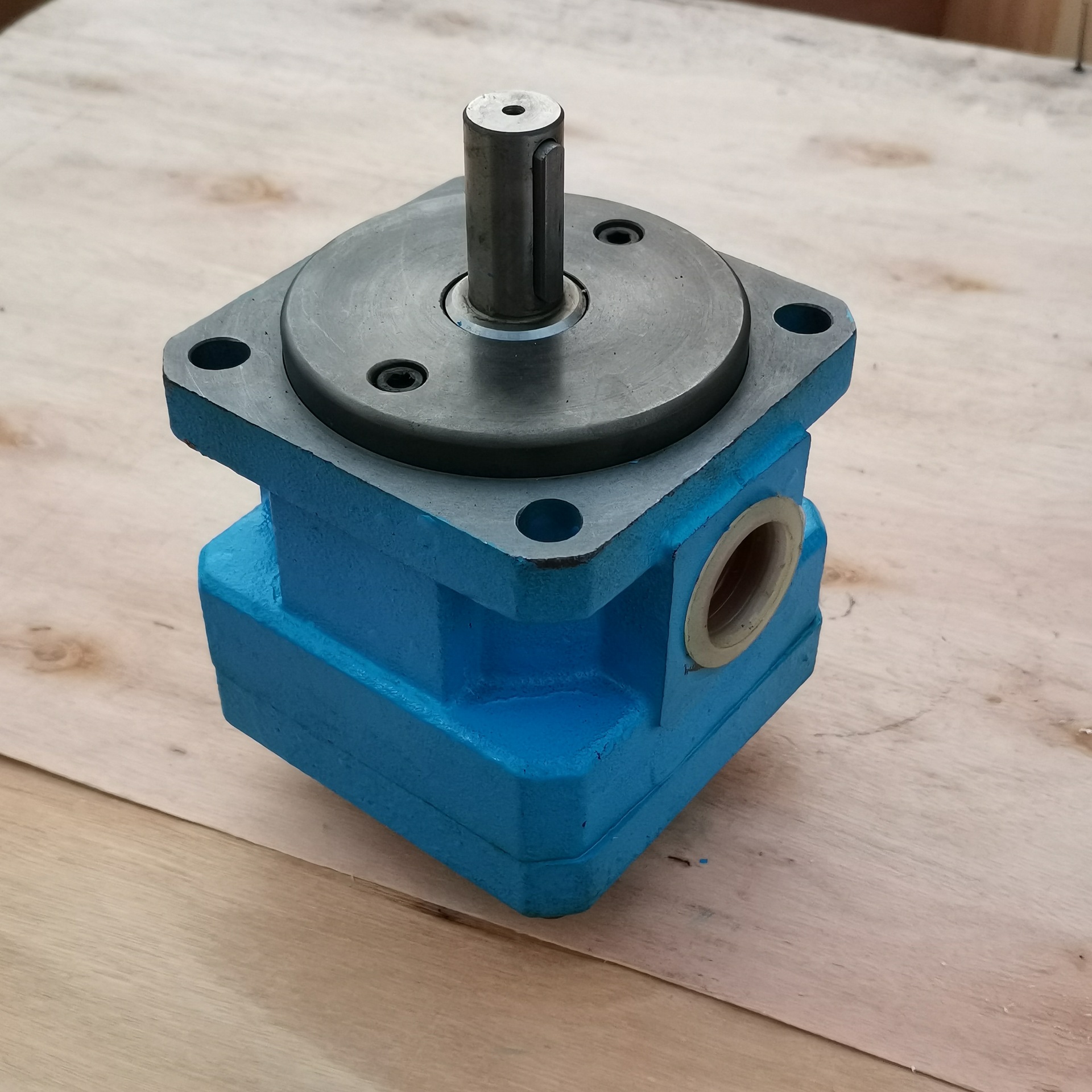 ���������Ϻ����������ֱ�GPA2-16������������ͬ����װ�ò���