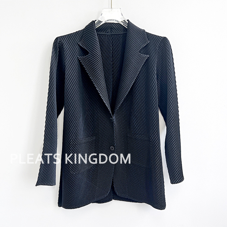 Japanese and Korean Miyake Series New Fish Scale Pleated Suit Jacket Urban Elegant Goddess Slimming Look Top Jacket
