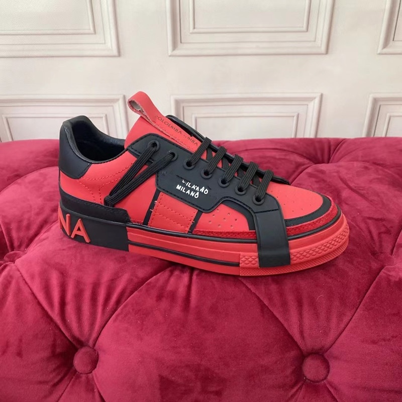 Zapatos deportivos casuales transpirables y perforados de moda coreana estilo DG, versión superior, para hombre, invierno 2025, zapatos blancos de moda europeos y americanos para mujer.