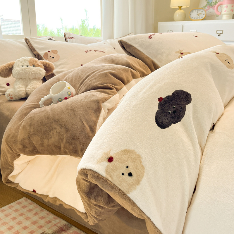 New High-Weight Cartoon Milk Velvet Four-Piece Set with Printed Double-Sided Velvet for Student Dormitory, Including Quilt Cover and Bed Sheet