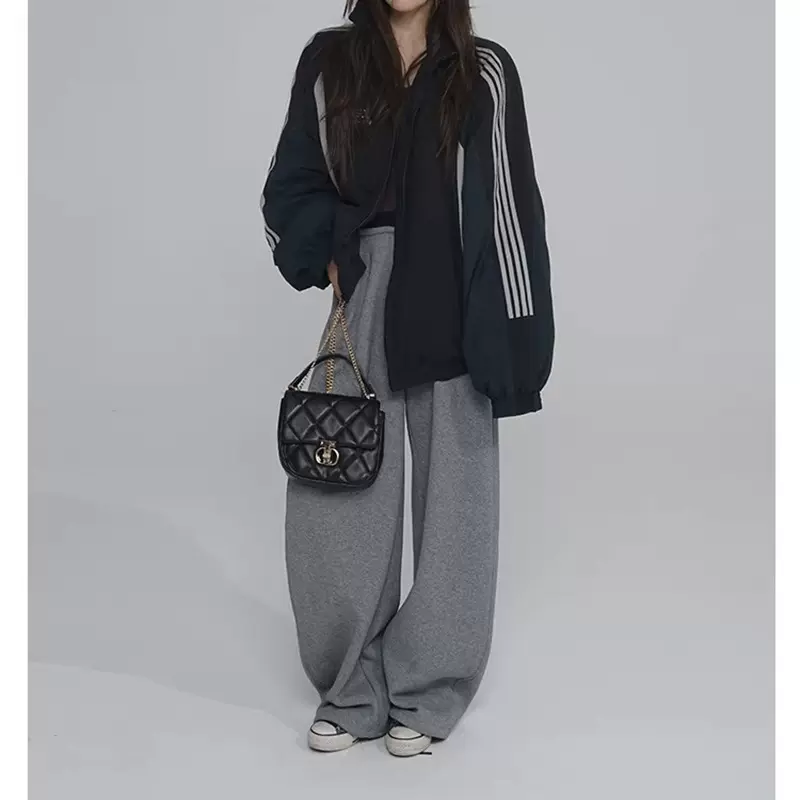 慵懒山系夹克羽绒服宽松廓型外套 束腰弯刀运动裤套装2025新款时