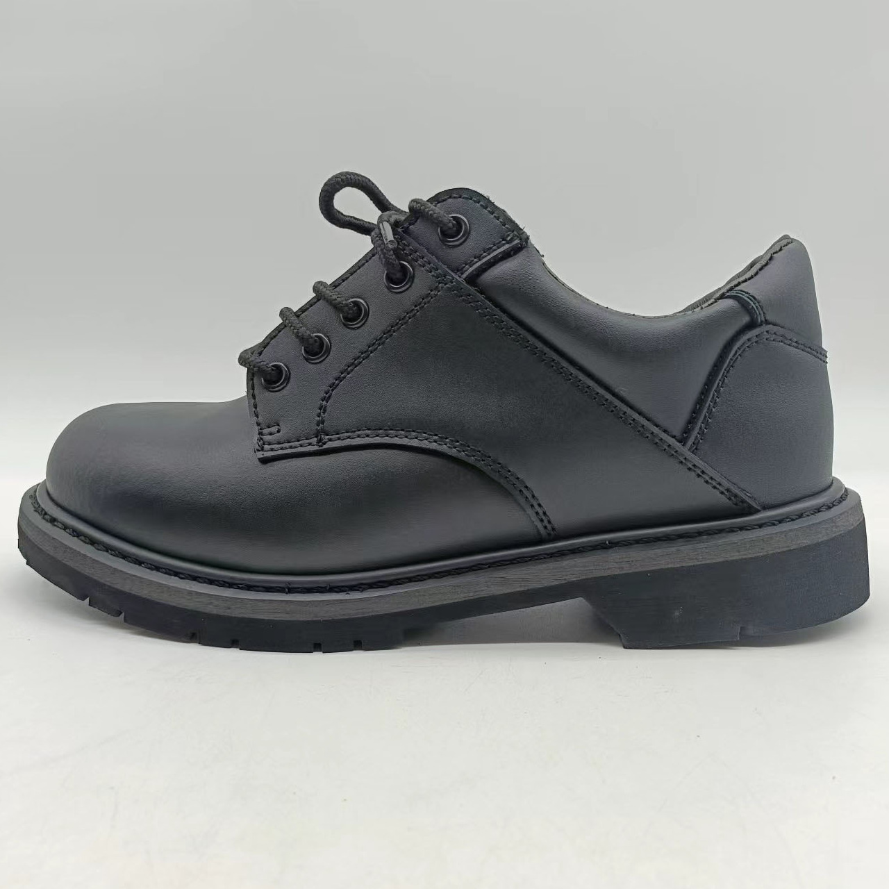 劳保鞋厂家直供钢头防砸防穿刺建筑工地鞋   低帮轻便透气焊工鞋