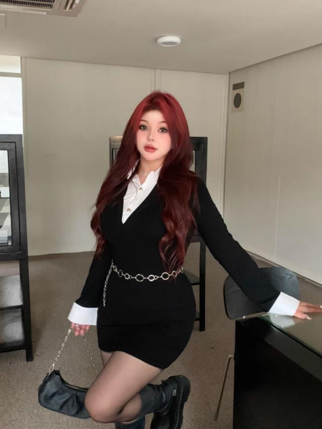 大码女装微胖女孩秋季纯欲风辣妹性感假两件领衬衫连衣裙女
