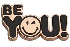 2023 nuevo centro comercial mismo estilo metal agujero zapatos hebilla zapato flor DIY rhinestone tridimensional zapato hebilla Accesorios al por mayor