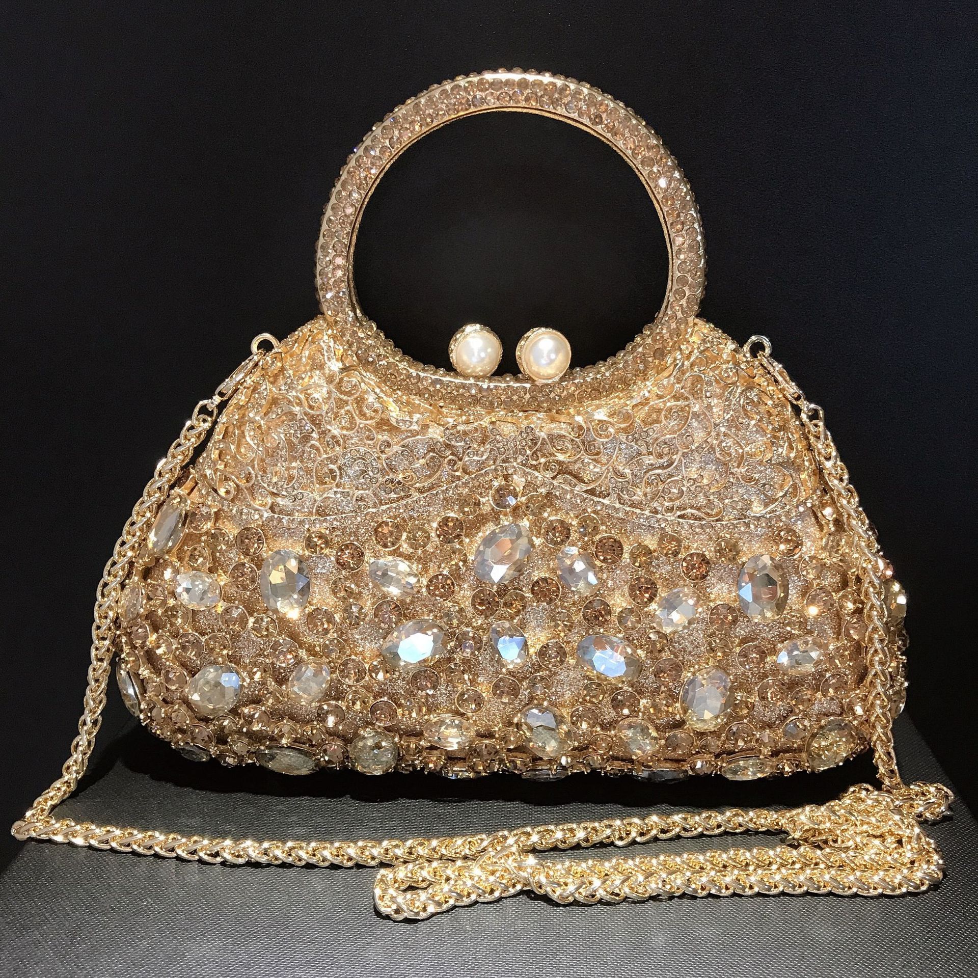 Bolso de piedra hueco de metal con diamantes bolso de banquete europeo y americano bolso de diamantes de aleación de mujer