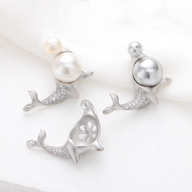 Cute matte pendant pearl