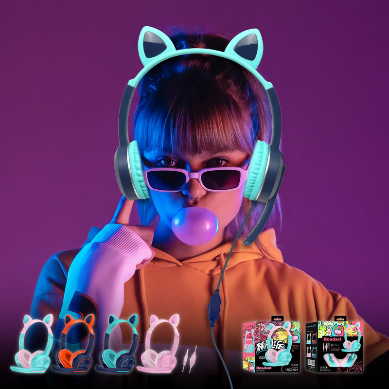Red Cat Ears headset luminescence Head mounted game Electronic competition notebook computer mobile phone Wired headset Cross border