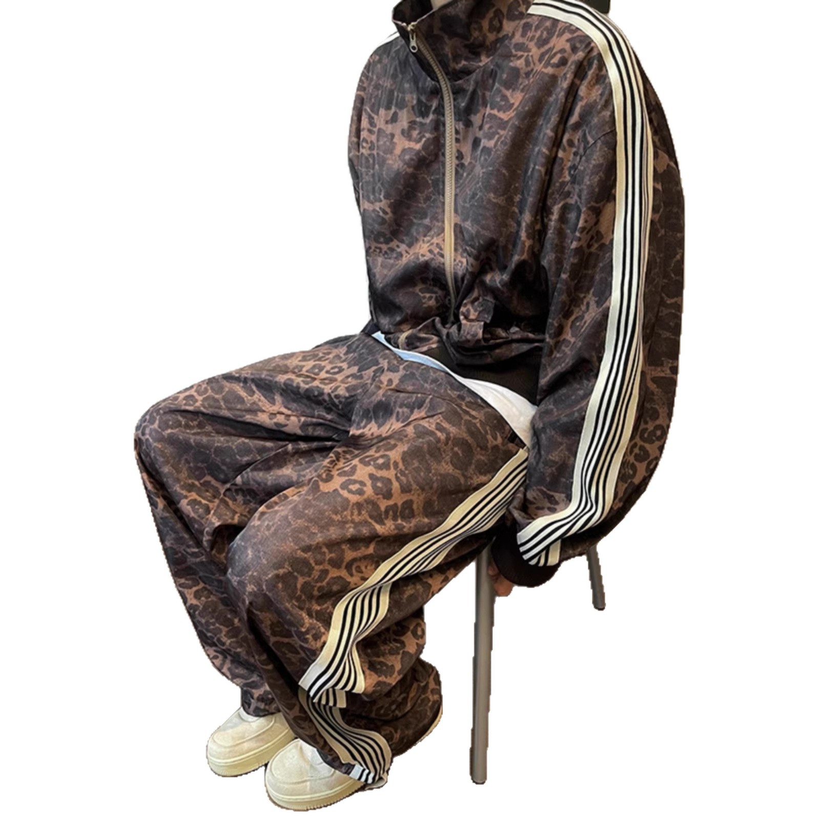 Men's American Retro Sports Suit Vintage Brand Jacket And Sweatpants Set Leopard Print Trendy Digital Striped Outerwear_voghion.com