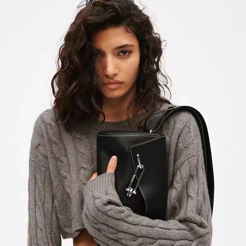 TADFAB Bag Women's Lock Box Bag Interlock Small Square Bag Niche Fashion Shoulder Crossbody Cowhide Underarm Bag TADFAB Bag Women's Lock Box Bag Interlock Small Square Bag Niche Fashion Shoulder Crossbody Cowhide Underarm Bag