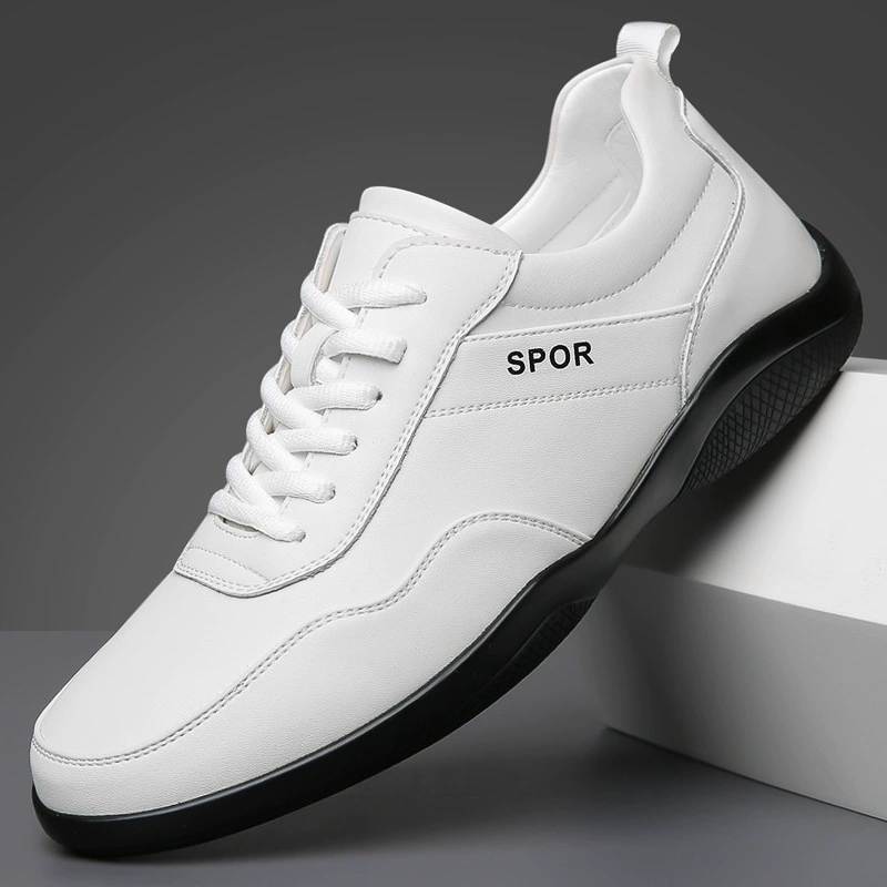 Белые туфли Мужская мягкая подошва Модная универсальная новая дышащая Спортивная повседневная обувь из натуральной кожи Черно-белая кожаная обувь Мужская обувь для Пап